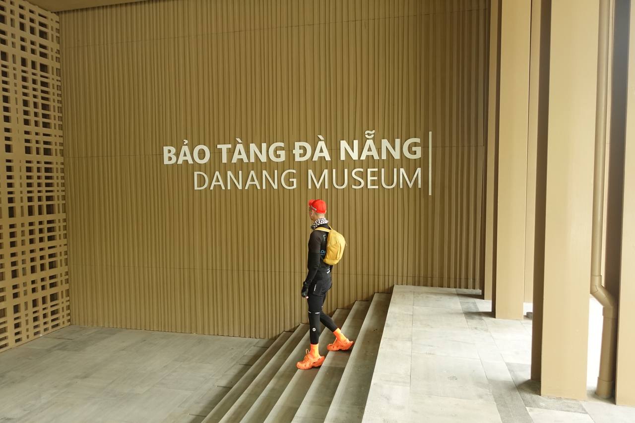 Cầu thang bảo tàng